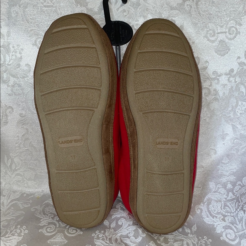 NWT Lands' End Vibrant Red Slippers.  Men’s size 11 - Picture 3 of 3